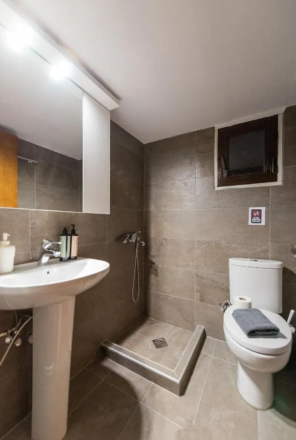 City Moon Seafront 3-Bedroom Apt By Halu! Soluň
